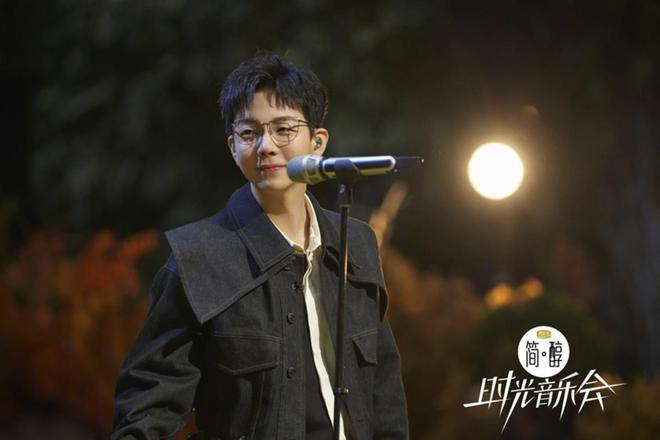 旧时光里的光：照亮我们前行的勇气与希望